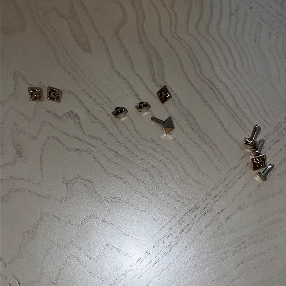 Replacement studs for Valentino bags and slides - Picture 2 of 3